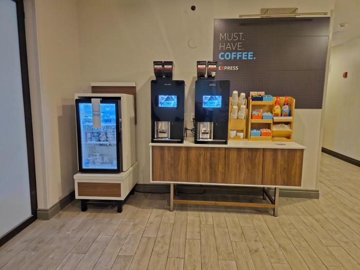 holiday inn express and suites ann arbor west by ihg