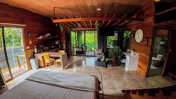 bungalows las iguanas arenal volcano