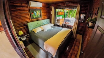 bungalows las iguanas arenal volcano