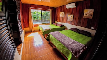 bungalows las iguanas arenal volcano