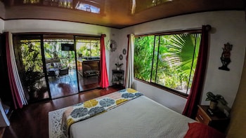 bungalows las iguanas arenal volcano