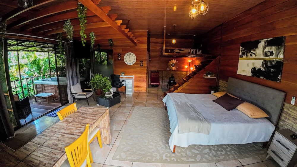 bungalows las iguanas arenal volcano