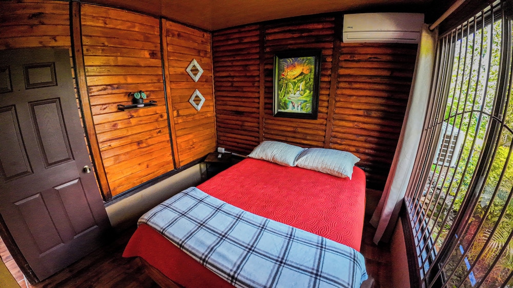 bungalows las iguanas arenal volcano