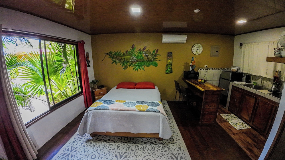 bungalows las iguanas arenal volcano