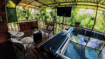 bungalows las iguanas arenal volcano