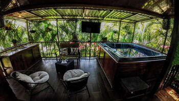 bungalows las iguanas arenal volcano