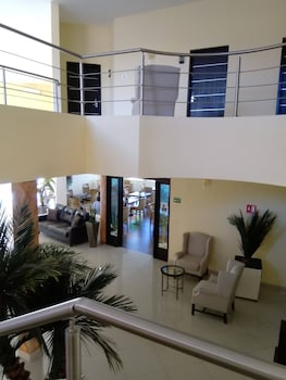 hotel los cedros inn
