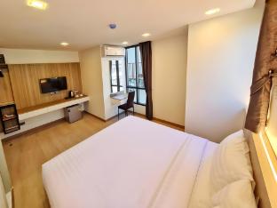 thana wisut hotel