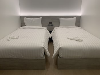 thana wisut hotel