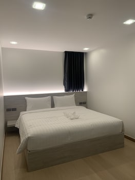 thana wisut hotel