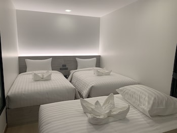 thana wisut hotel