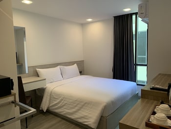 thana wisut hotel