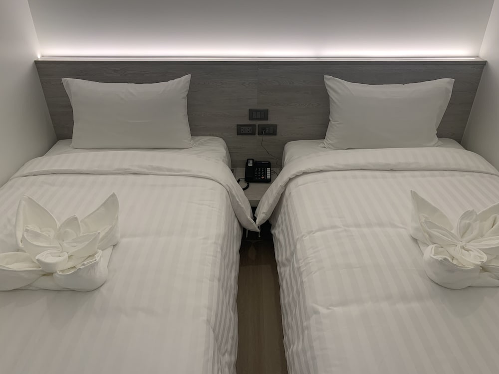 thana wisut hotel