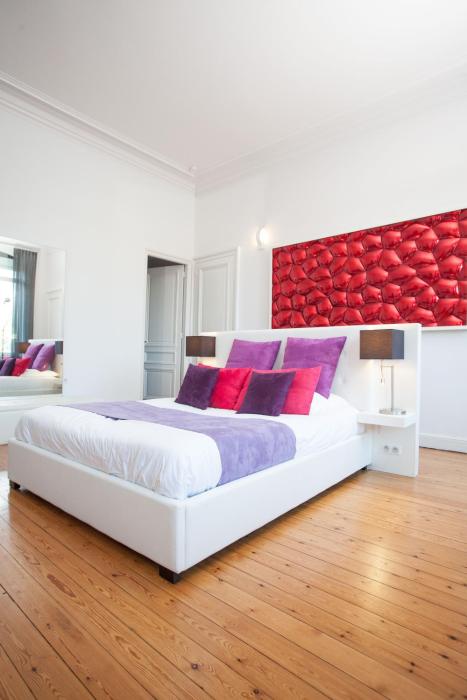 lesplanade lille adults only