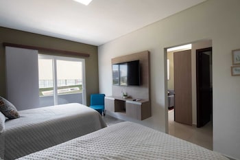 equipetrol suites apart hotel