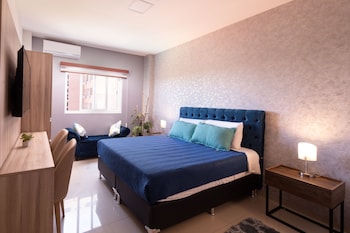 equipetrol suites apart hotel
