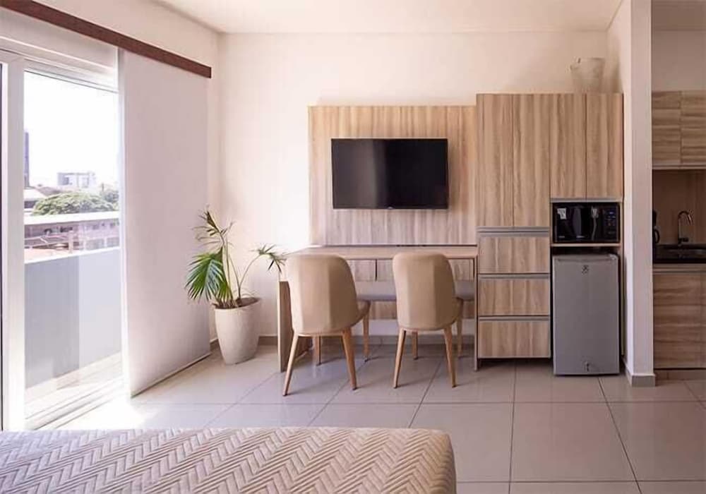 equipetrol suites apart hotel