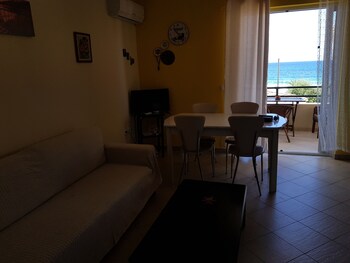 corfu dream glyfada apartments