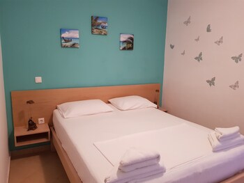 corfu dream glyfada apartments