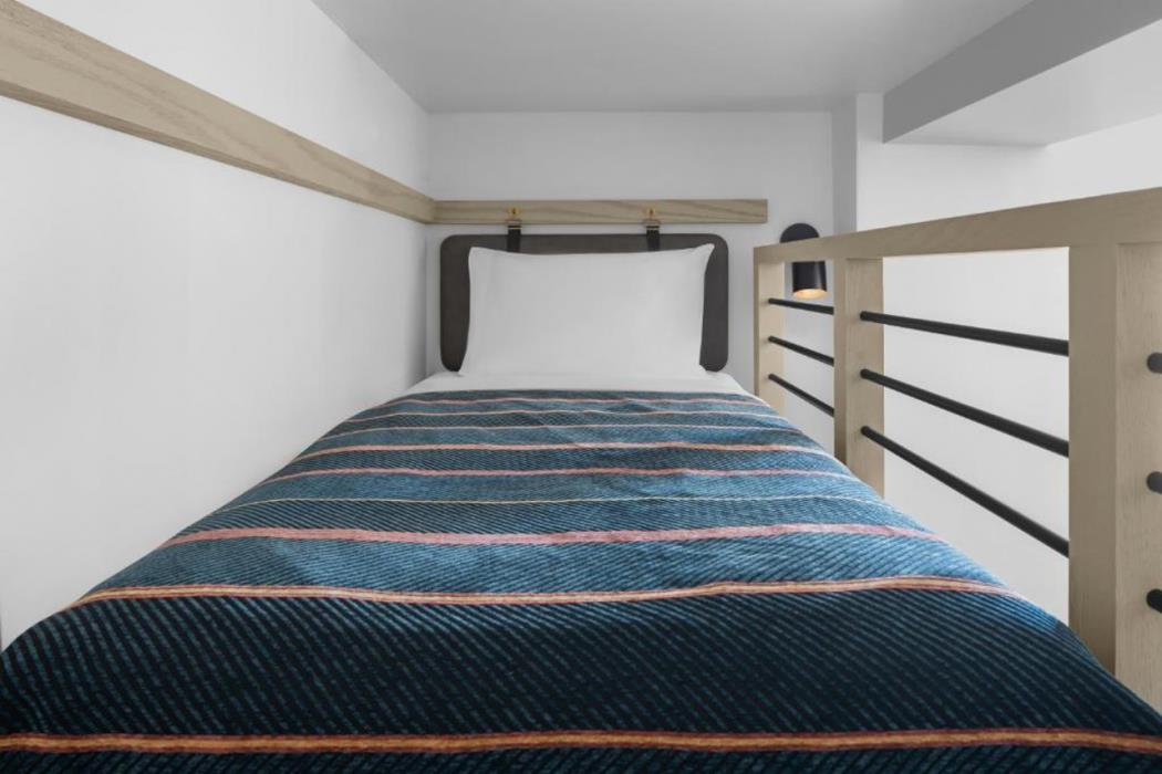 moxy houston downtown