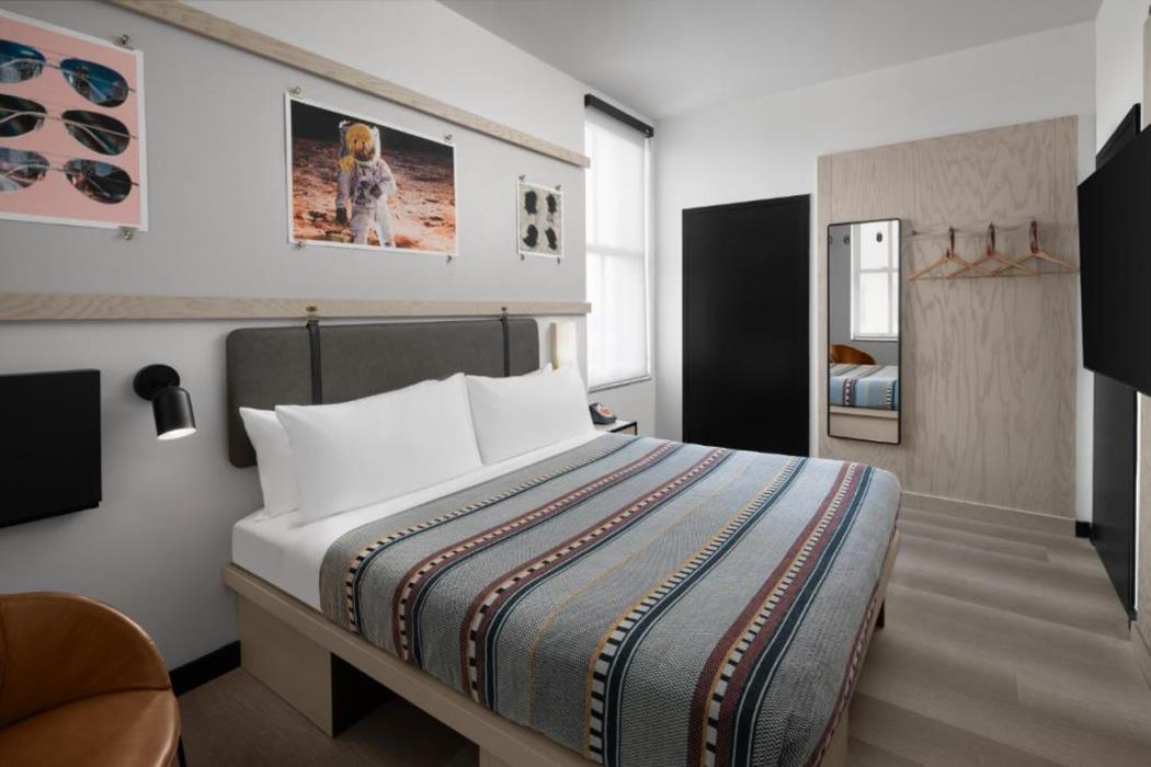 moxy houston downtown