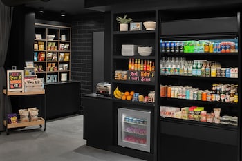 moxy houston downtown