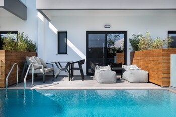 sezian boutique homes and villas