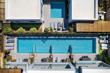 sezian boutique homes and villas