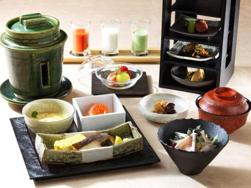 Lake Toya Tsuruga Resort Hikari No Uta,Muroran>>Lake Toya,2.5 star