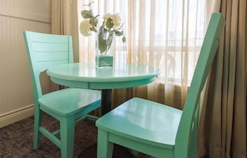 gaidos seaside inn