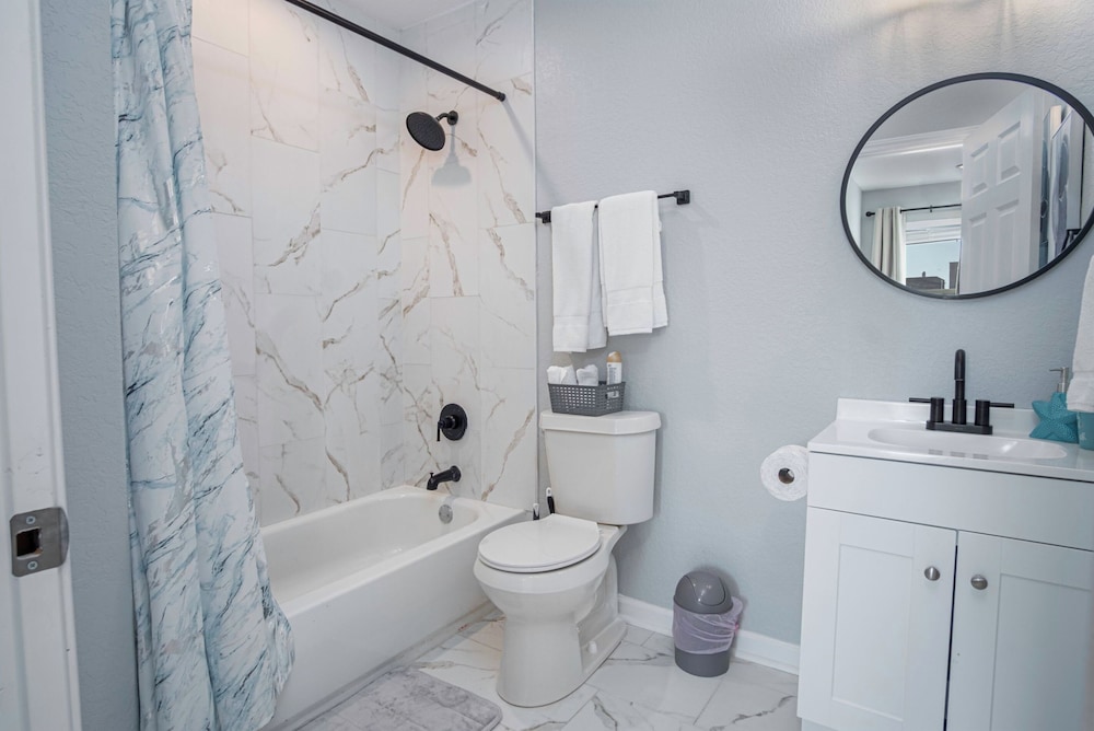 adorable 4br 2ba close to riverwalk and downtown