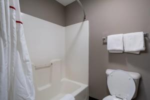 red roof inn marston