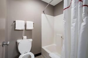 red roof inn marston