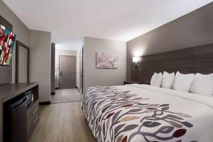 red roof inn marston