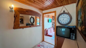 abant zumrut dag evi