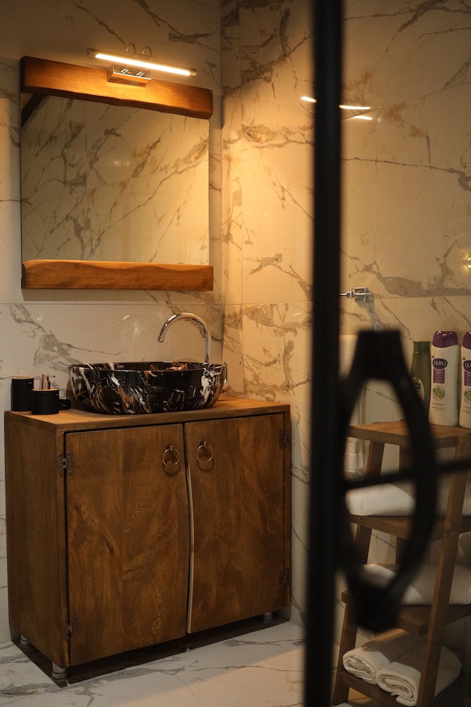 abant zumrut dag evi