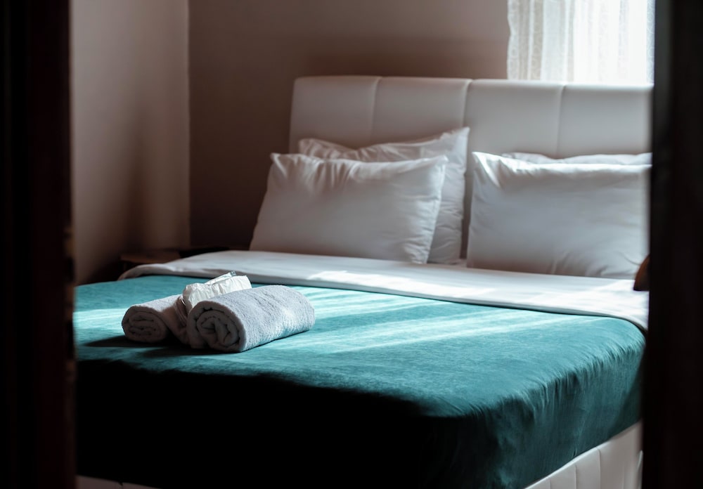 abant zumrut dag evi