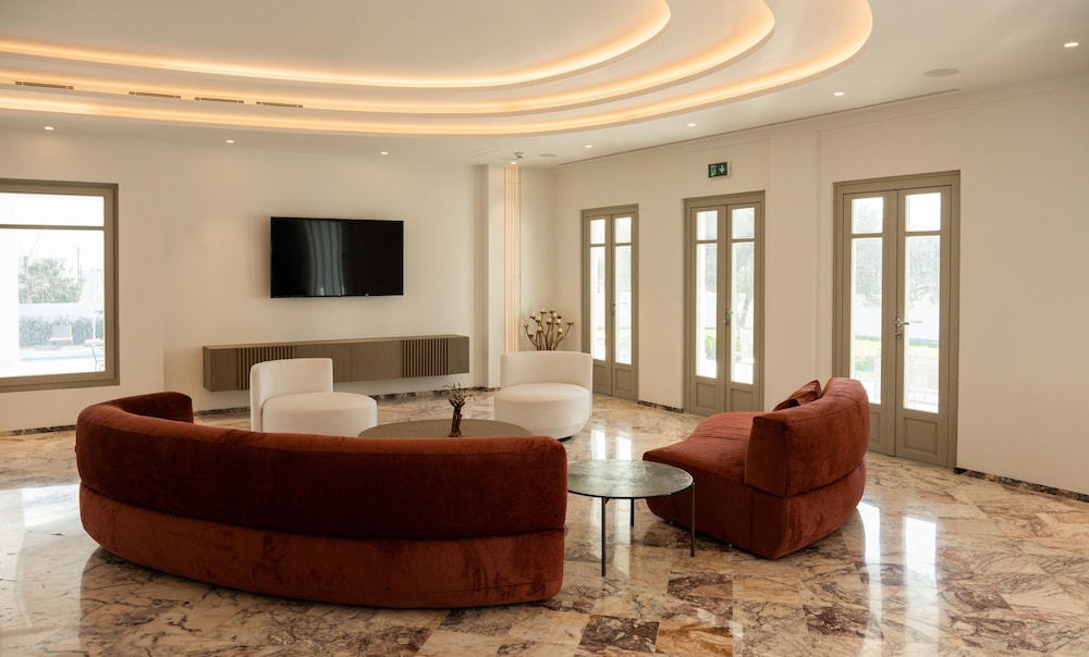 tzanis resort