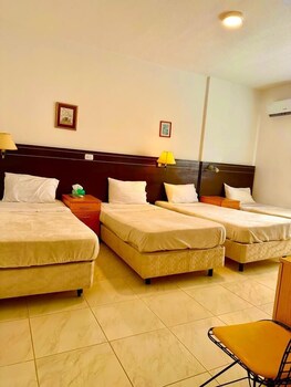 petra town check inn