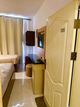 petra town check inn