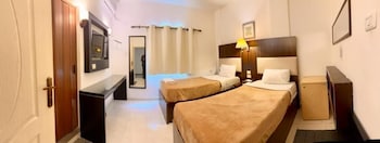 petra town check inn