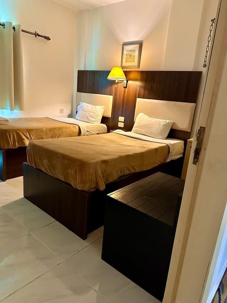 petra town check inn