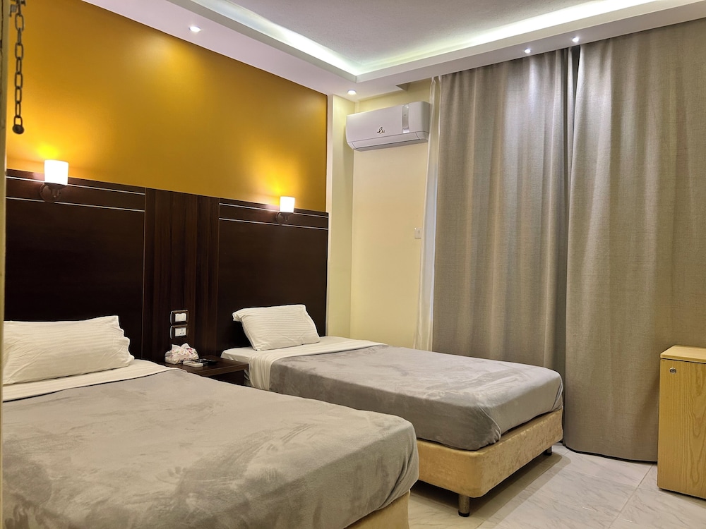 petra town check inn