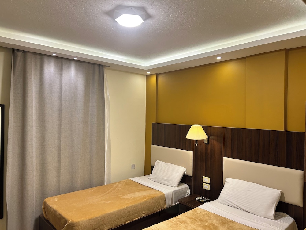 petra town check inn