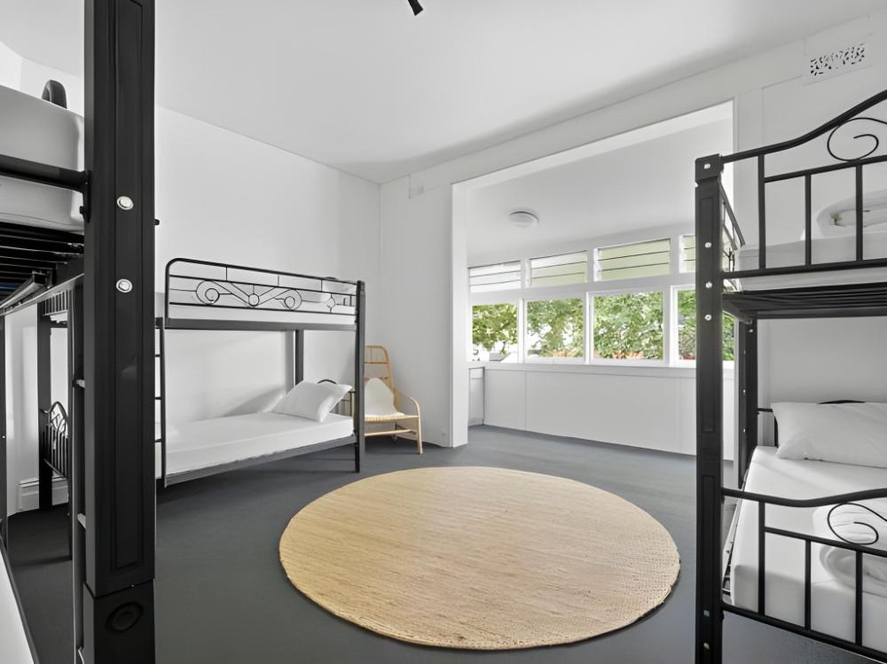 venus potts point hostel women only