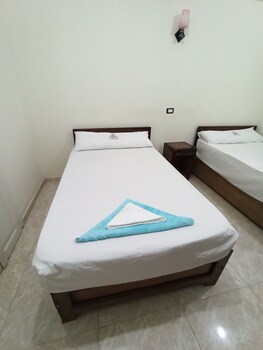 al manara hostel siwa oasis