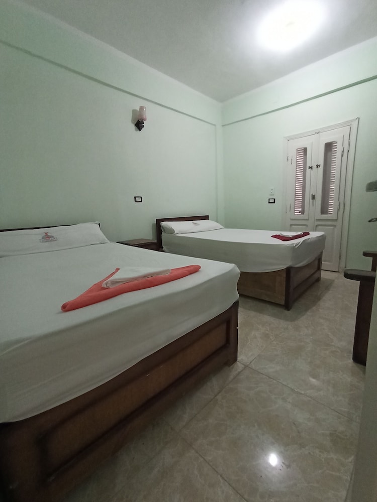 al manara hostel siwa oasis