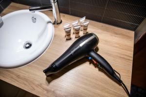 nightcap at empire hotel