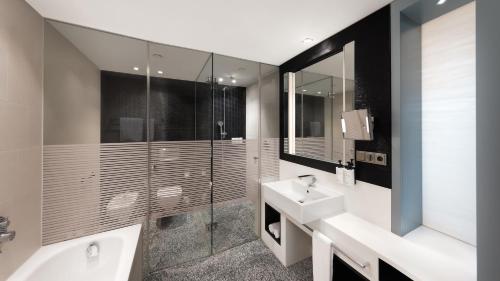 intercontinental berlin by ihg