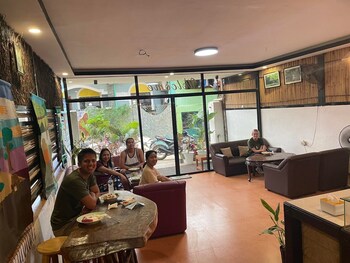 bahay ni ate bed and breakfast